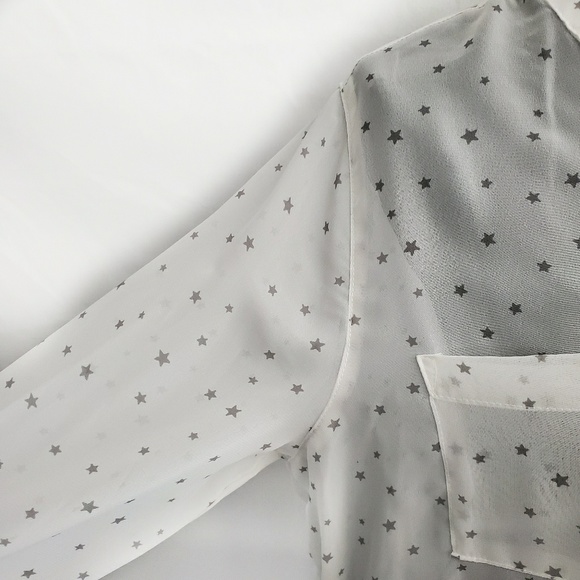 Old Navy White/Grey Star Print Sheer Blouse - Picture 4 of 5